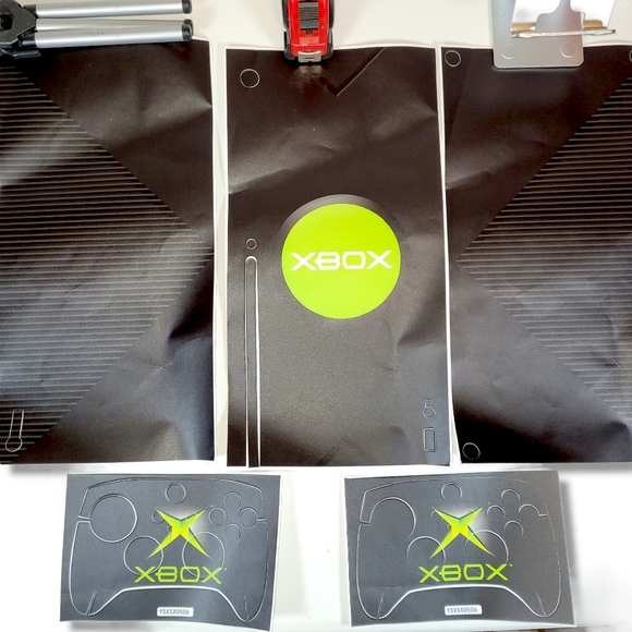 Xbox Series X Decal Vinyl Skin - Picture 3 of 4